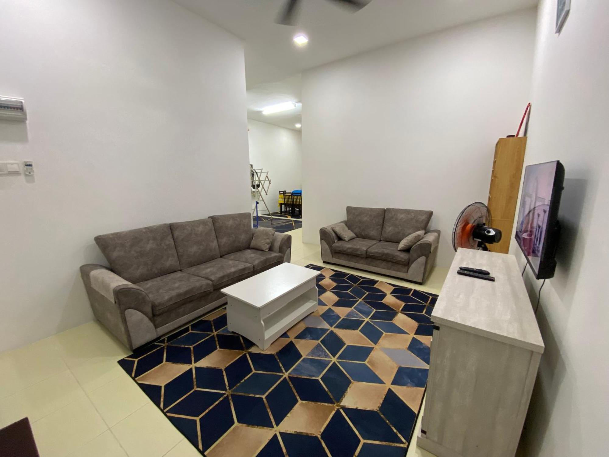 Homestay Cikgu Ahmed Batu Kikir Экстерьер фото